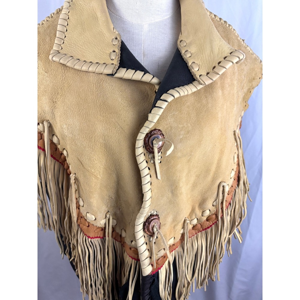 Vintage Leather Fringe Cape Vest Fort Grizzly Concho Western Boho Medium Rare - Picture 13 of 16